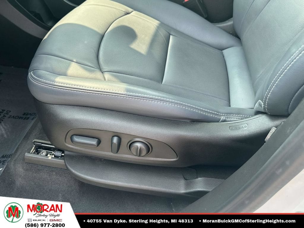 2024 Buick Enclave Essence