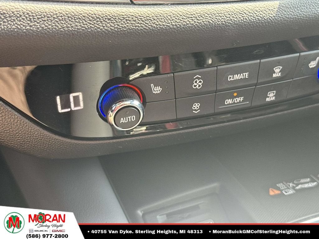 2024 Buick Enclave Essence