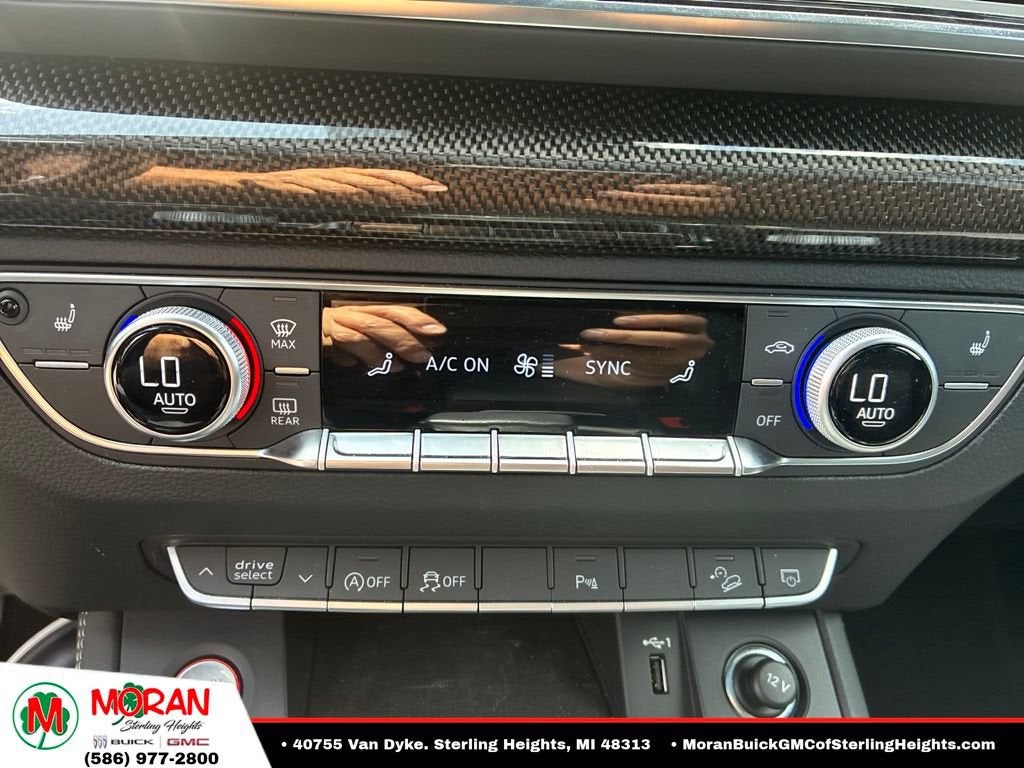 2022 Audi SQ5 Premium Plus TFSI quattro Tiptronic