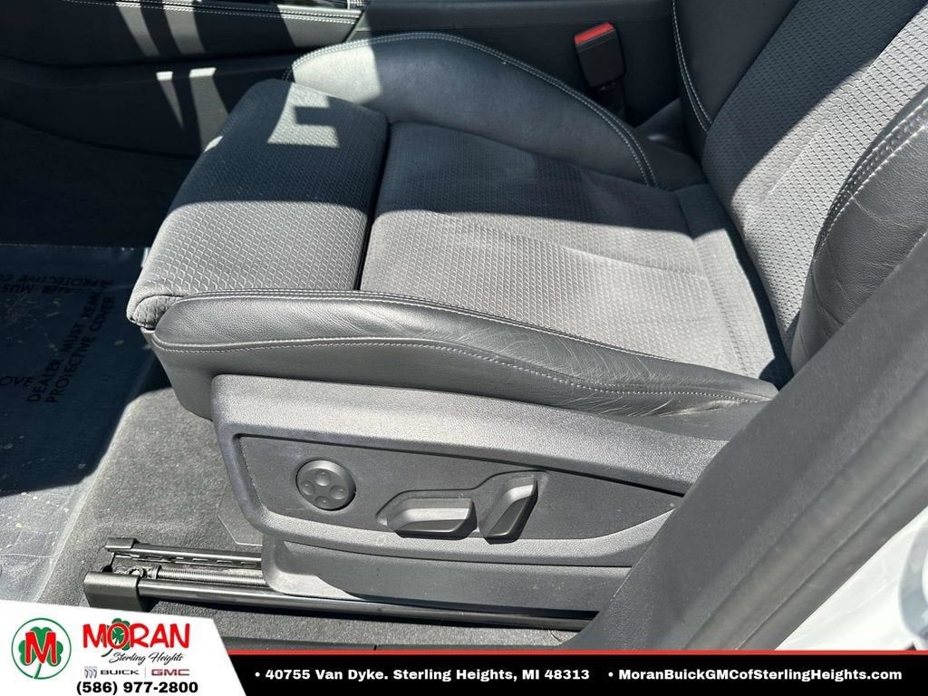2022 Audi SQ5 Premium Plus TFSI quattro Tiptronic