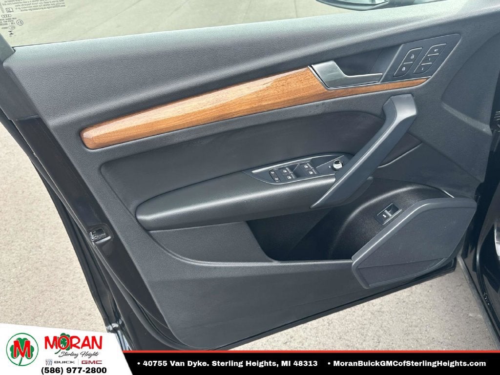 2023 Audi Q5 S line Premium
