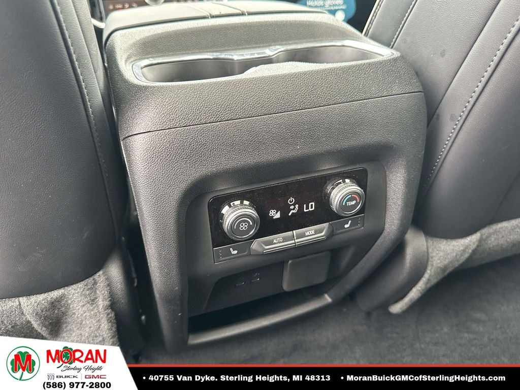 2024 GMC Acadia Denali