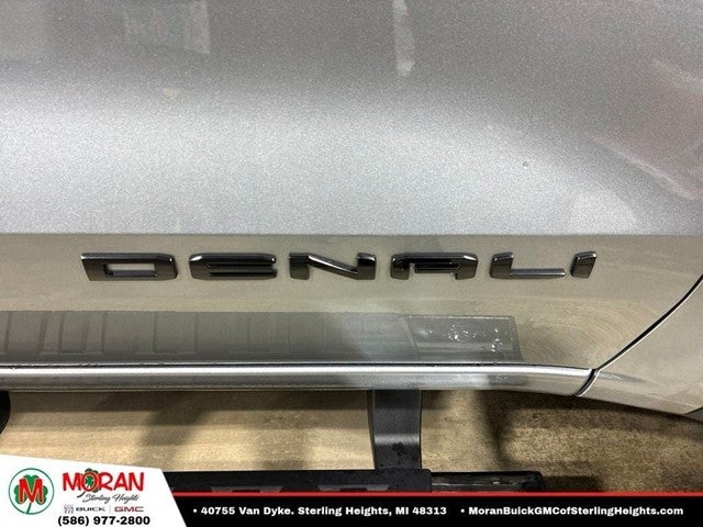 2025 GMC Canyon Denali