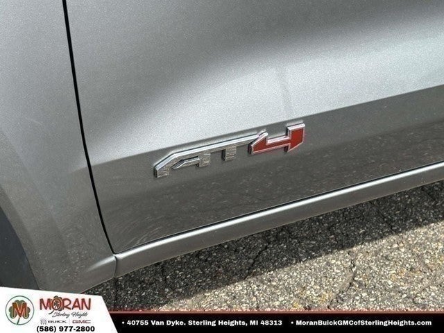 2023 GMC Canyon 4WD AT4