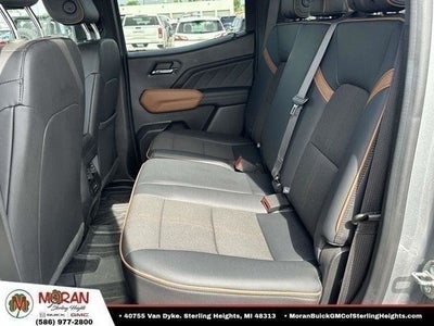 2023 GMC Canyon 4WD AT4