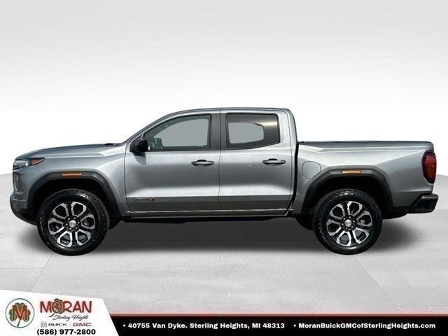 2023 GMC Canyon 4WD AT4