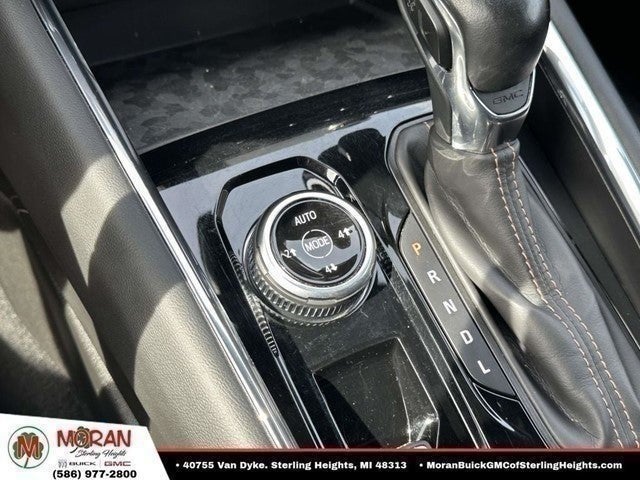 2023 GMC Canyon 4WD AT4