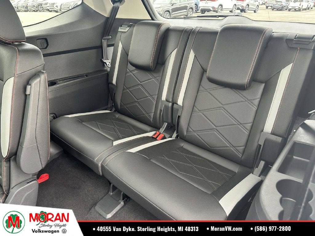 2025 Volkswagen Atlas 2.0T Peak Edition