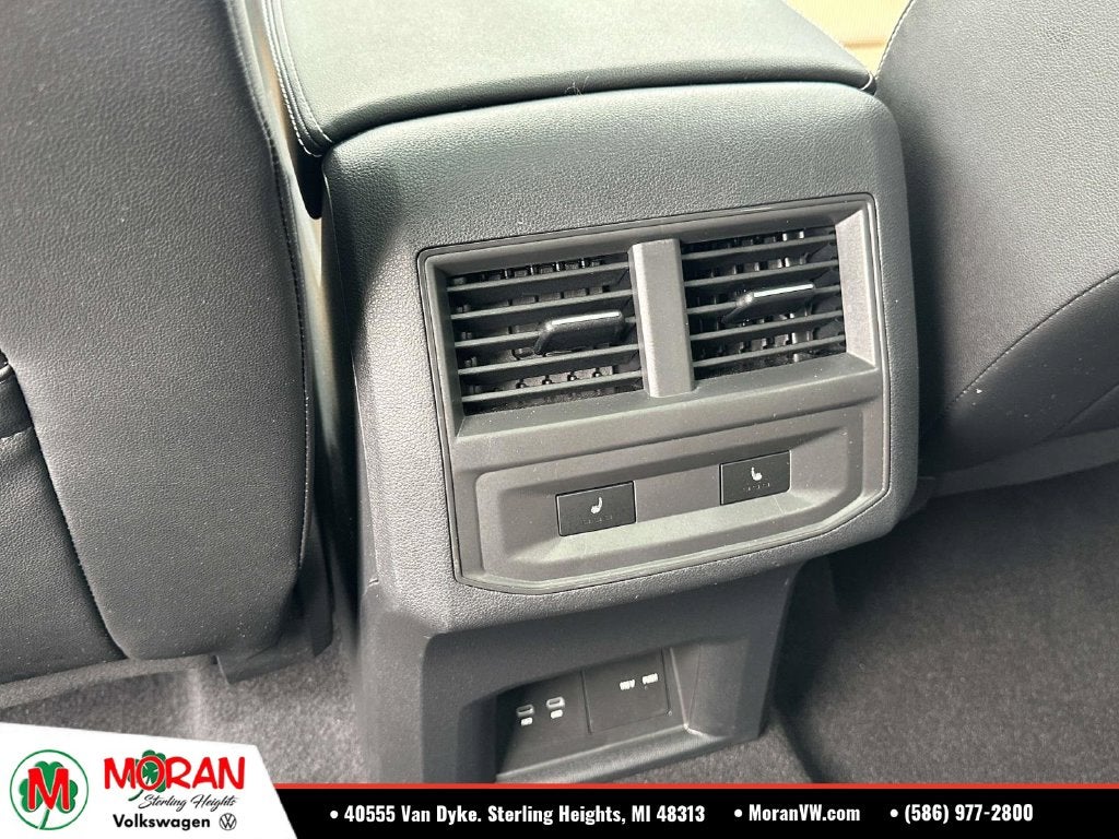 2023 Volkswagen Atlas Cross Sport 3.6L V6 SEL Premium R-Line