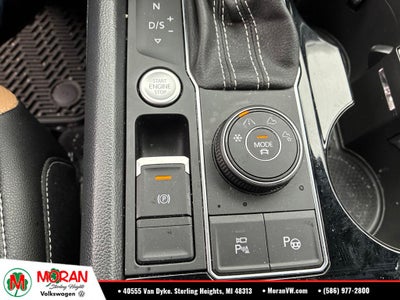 2023 Volkswagen Atlas Cross Sport 3.6L V6 SEL Premium R-Line