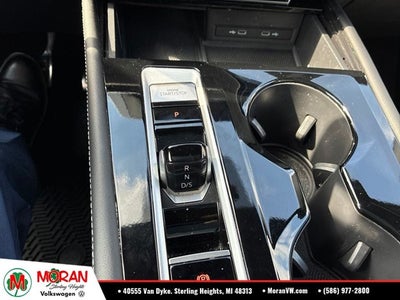 2024 Volkswagen Atlas Cross Sport 2.0T SEL Premium R-Line