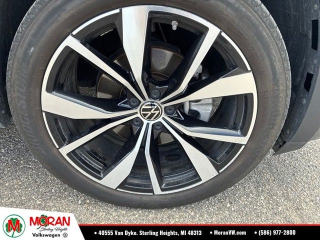 2024 Volkswagen Atlas Cross Sport 2.0T SEL Premium R-Line