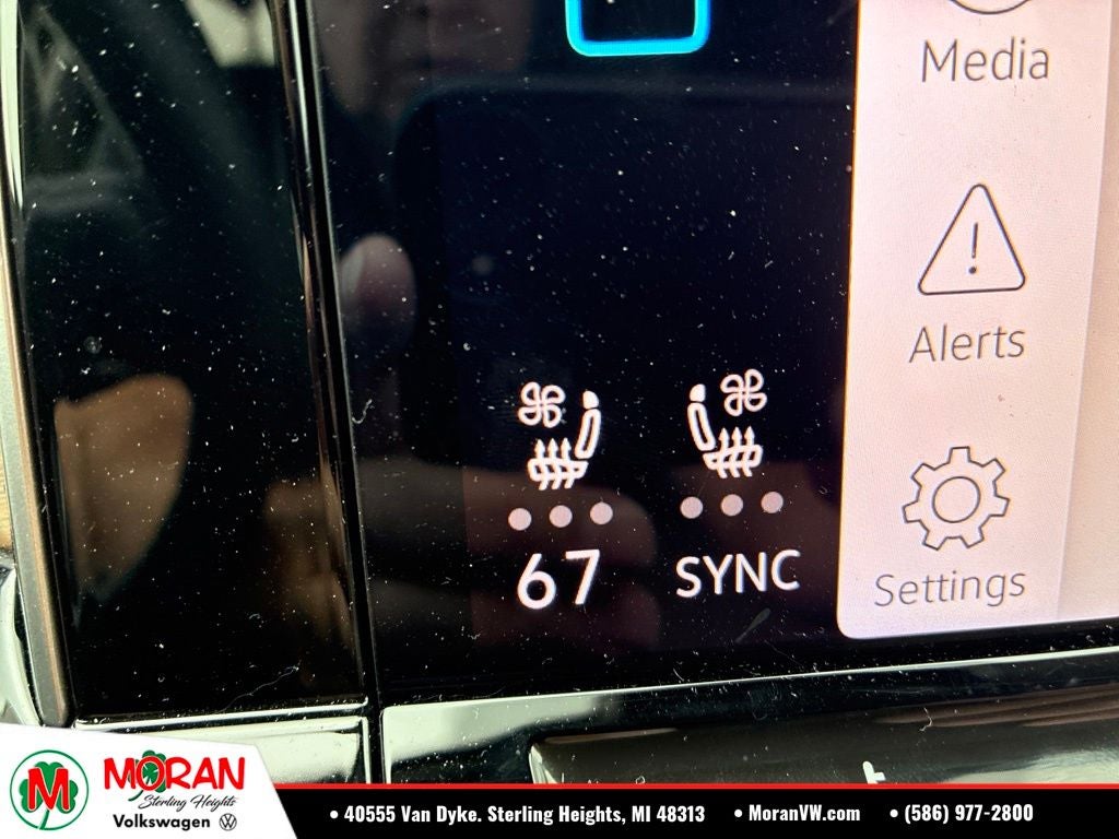 2024 Volkswagen Atlas 2.0T SE w/Technology