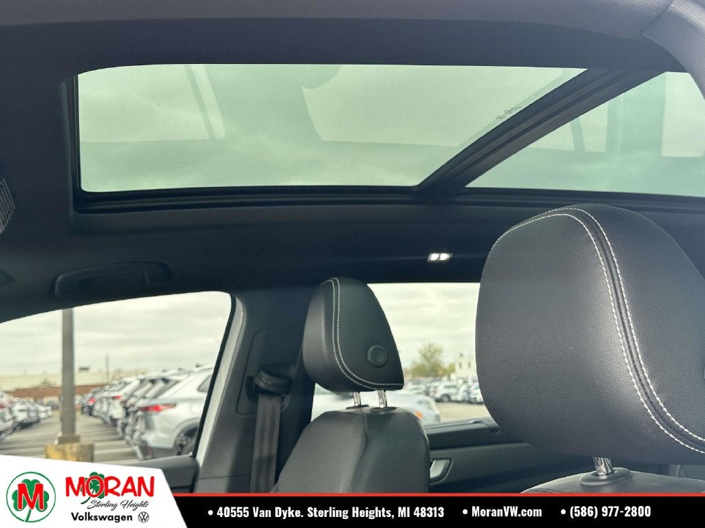 2024 Volkswagen Atlas Cross Sport 2.0T SE w/Technology