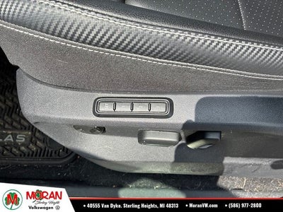 2023 Volkswagen Atlas Cross Sport 3.6L V6 SEL R-Line