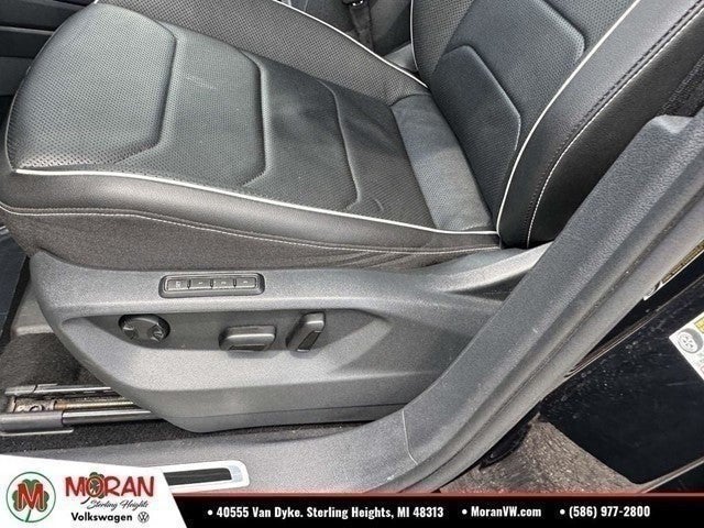2022 Volkswagen Tiguan SEL R-Line