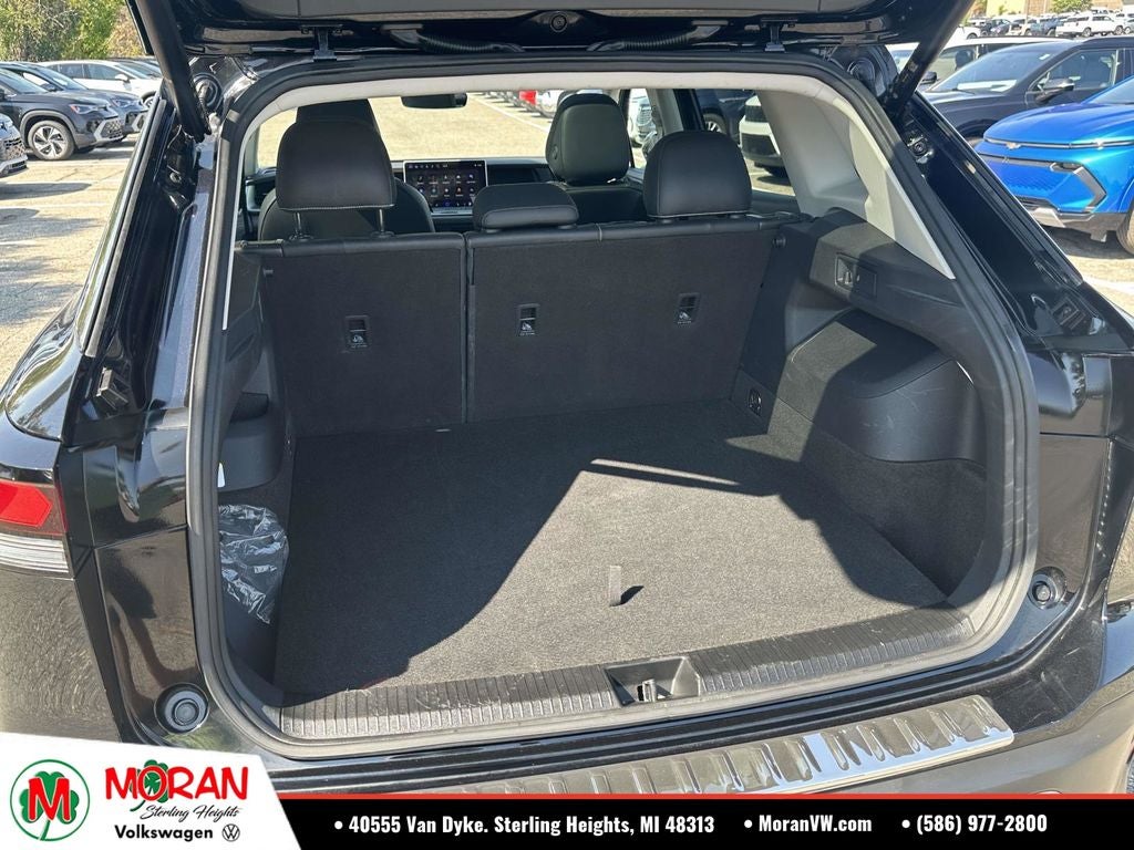 2025 Volkswagen Tiguan 2.0T SE