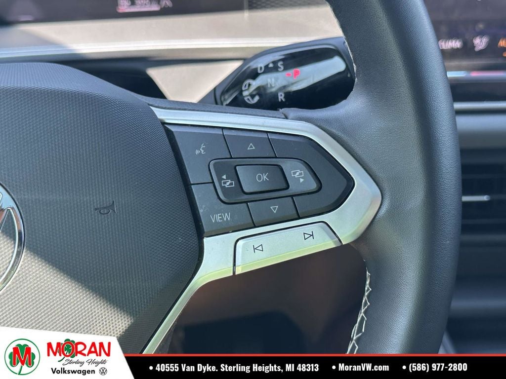 2025 Volkswagen Tiguan 2.0T SE