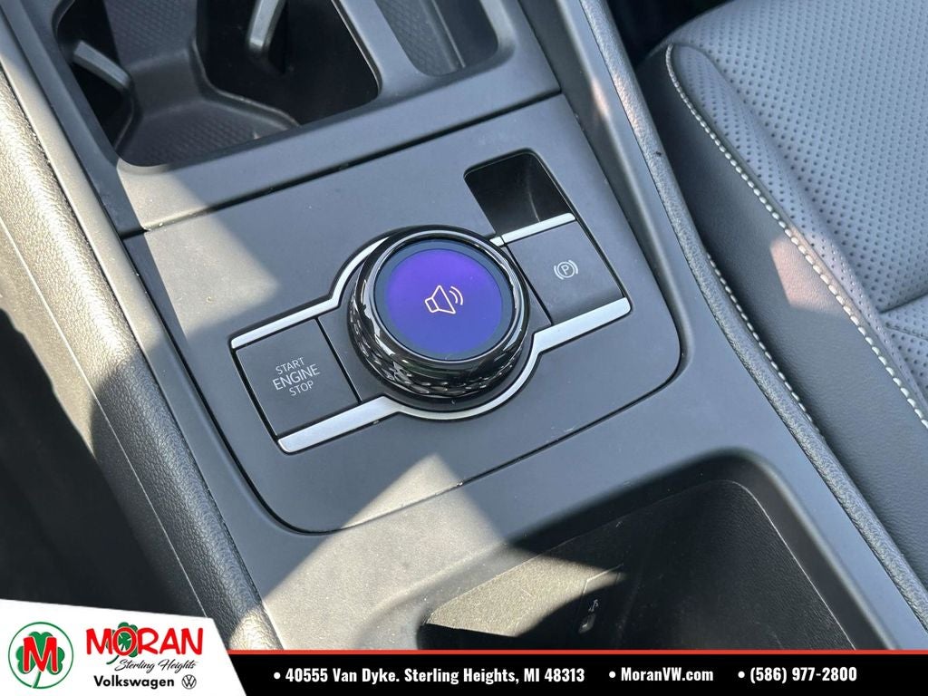 2025 Volkswagen Tiguan 2.0T SE