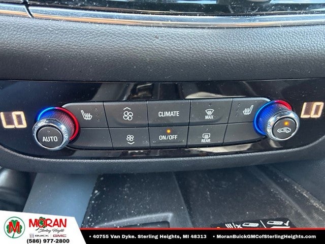 2024 Buick Enclave Essence