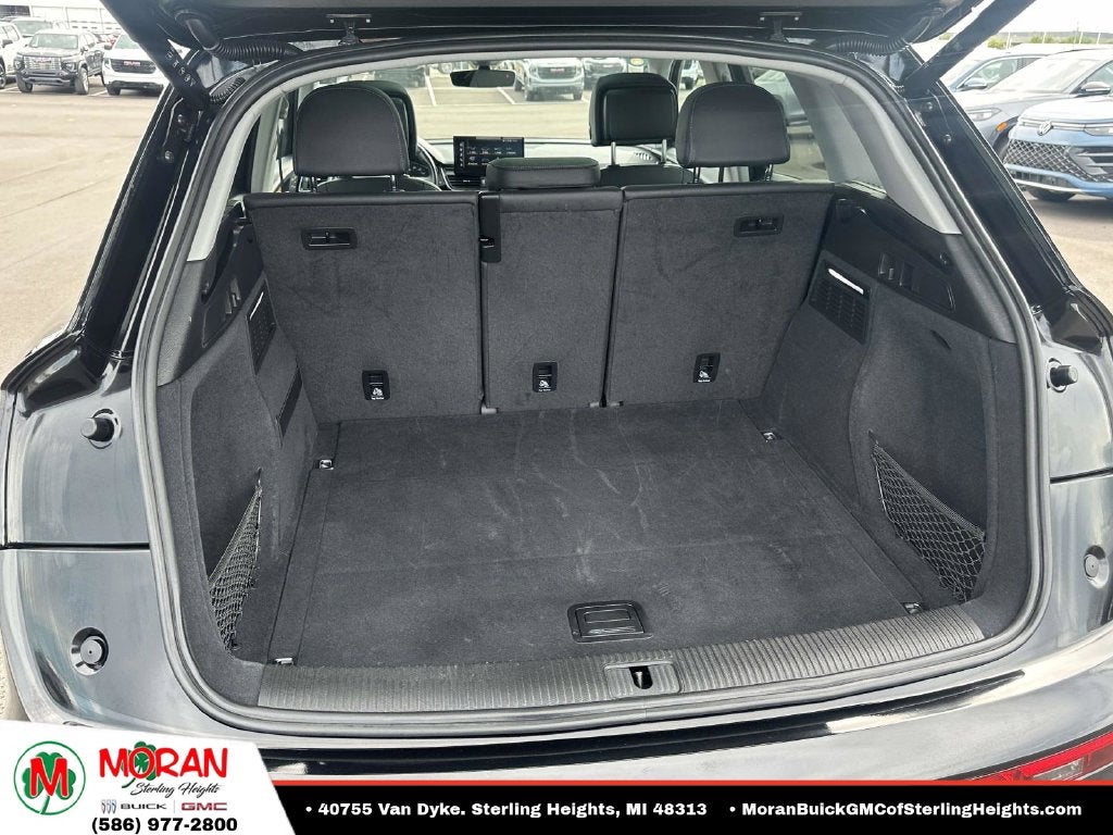 2023 Audi Q5 45 S line Premium quattro